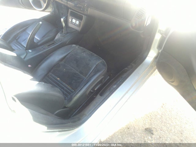 2001 PORSCHE BOXSTER WP0CA29881U623052 Photo 4