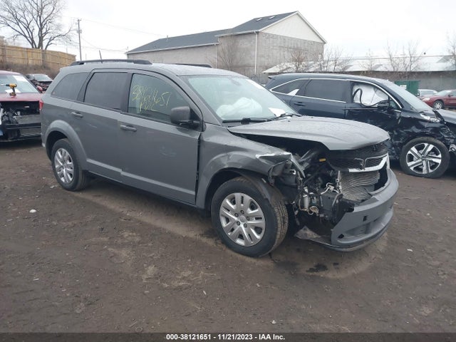 2019 3C4PDCABXKT865830 main image