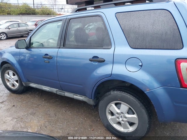 2009 FORD ESCAPE XLT VIN: 1FMCU93G29KB62238