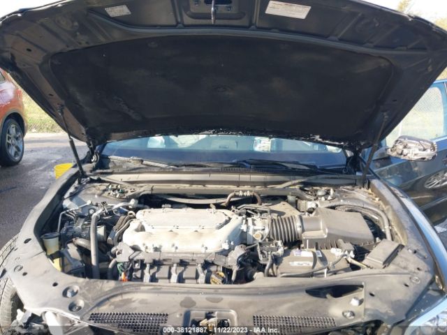 JH4KC1F95EC001595 Acura RLX