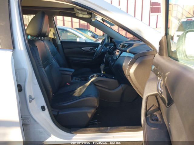 5N1AT2MT9FC847226 Nissan Rogue Sl