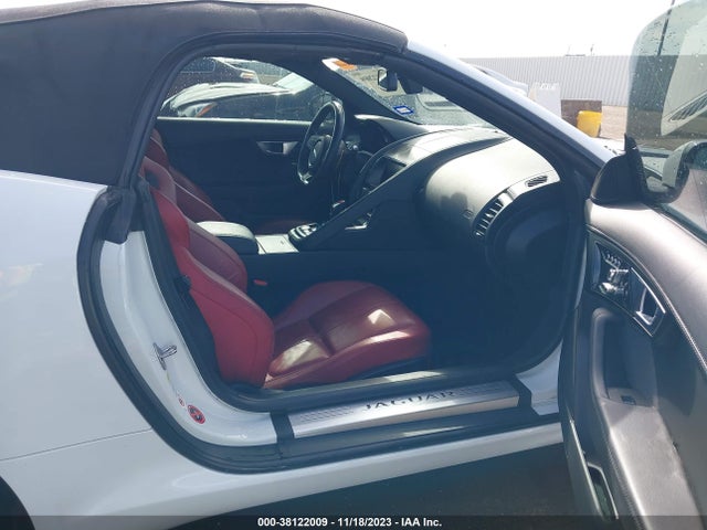 2014 JAGUAR F-TYPE SAJWA6E70E8K08695 Photo 4