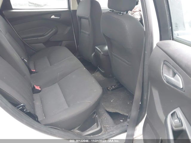 2016 FORD FOCUS SE VIN: 1FADP3F20GL371651