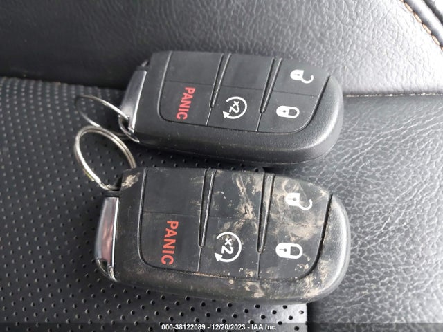 2019 JEEP COMPASS LIMITED FWD VIN: 3C4NJCCB5KT679786