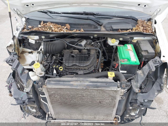 2C4RC1GG0ER147679 Chrysler Town & Country Limited