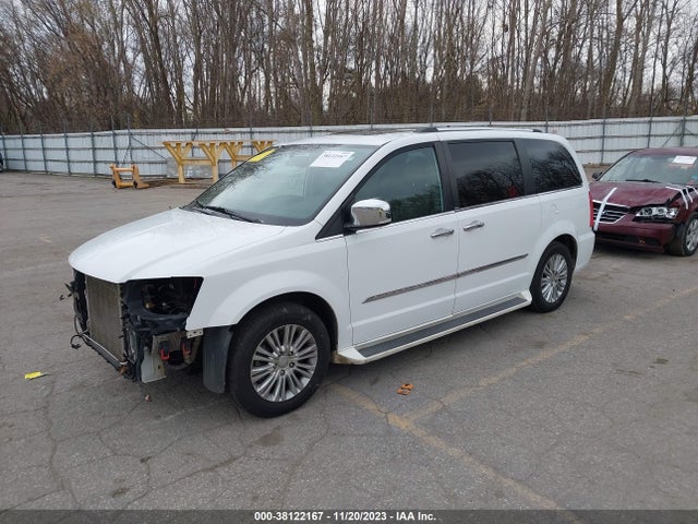 2C4RC1GG0ER147679 Chrysler Town & Country Limited
