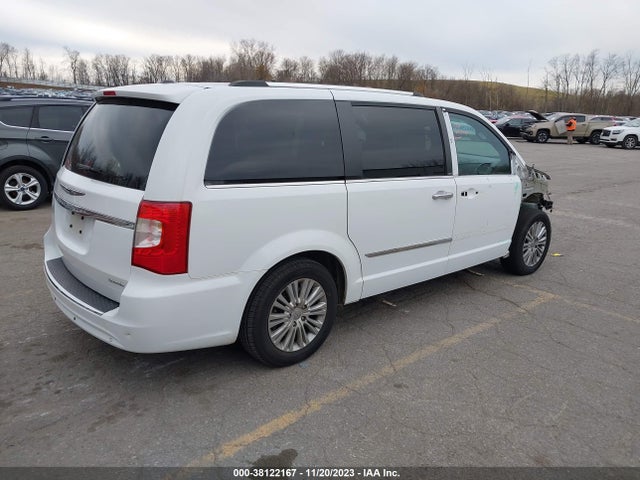 2C4RC1GG0ER147679 Chrysler Town & Country Limited