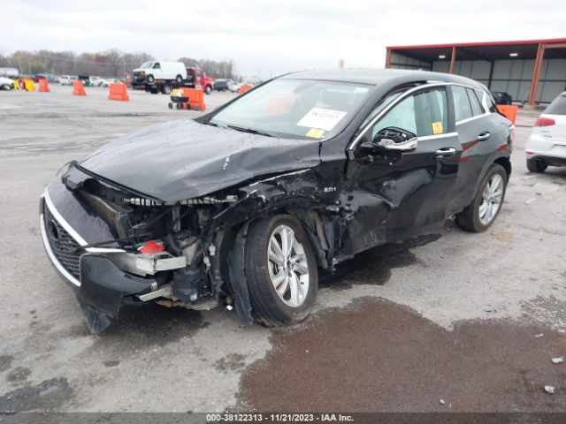 SJKCH5CP6JA058716 Infiniti Qx30 Luxury