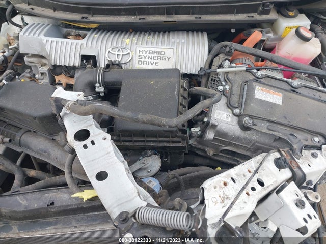 JTDKN3DU4F0395639 Toyota Prius Persona Series Special Edition