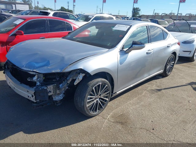 Lexus ES 300H 2024 58ADA1C12RU039174 Image 2