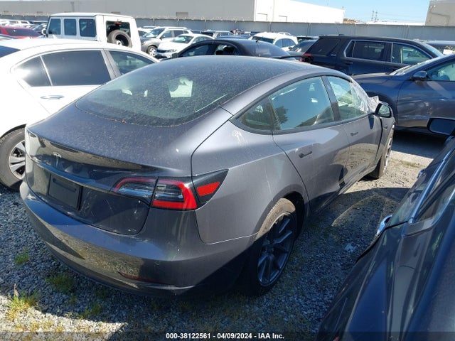 Tesla Model 3 Standard Range Plus Rear-wheel Drive 2021 5YJ3E1EA5MF098309 Image 4