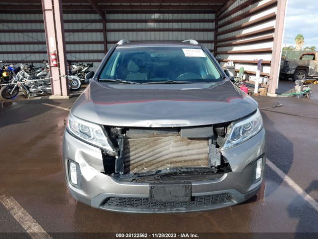 5XYKT4A62FG564004 KIA SORENTO LX