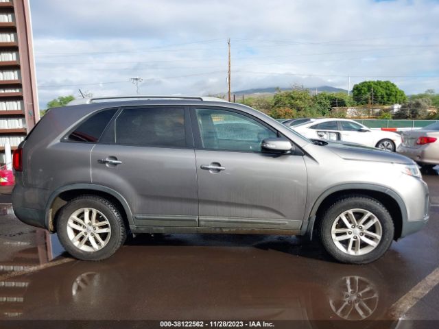 5XYKT4A62FG564004 KIA SORENTO LX