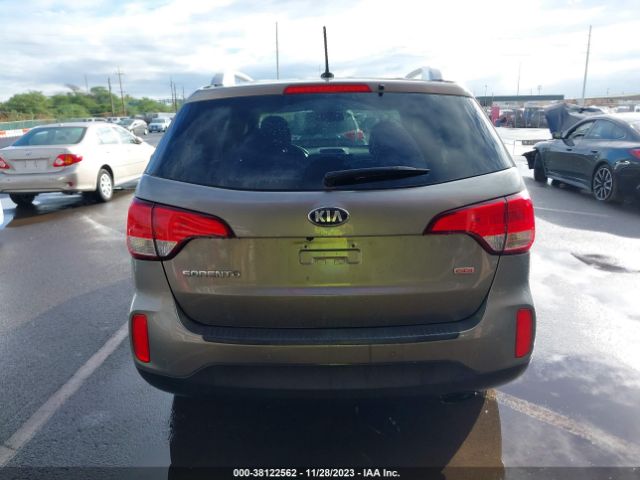 5XYKT4A62FG564004 KIA SORENTO LX