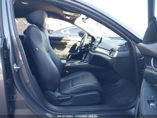 1HGCV1F3XJA066977 Honda Accord Sport