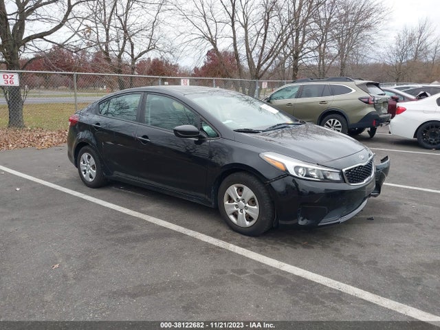 2017 KIA FORTE LX VIN: 3KPFK4A71HE158924