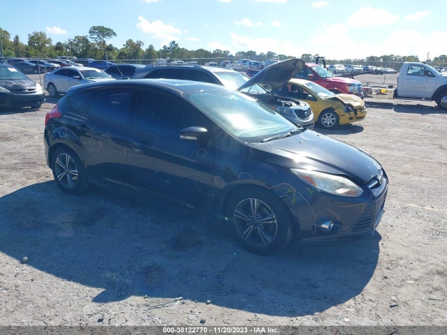 2014 FORD FOCUS SE VIN: 1FADP3K29EL458077