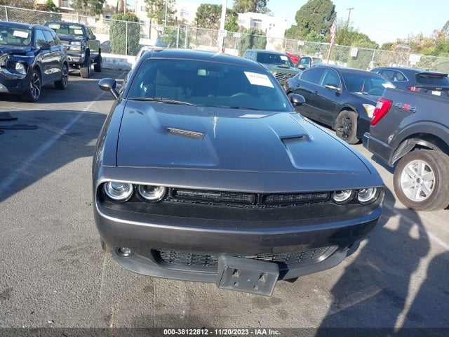 Dodge Challenger Sxt 2018 2C3CDZAG1JH280675 Image 12