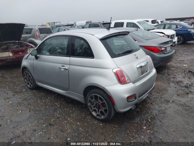 2013 FIAT 500 3C3CFFBR8DT655143 Photo 2