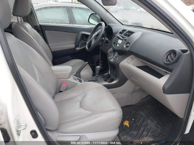 2011 TOYOTA RAV4 LIMITED VIN: 2T3DF4DV8BW165452
