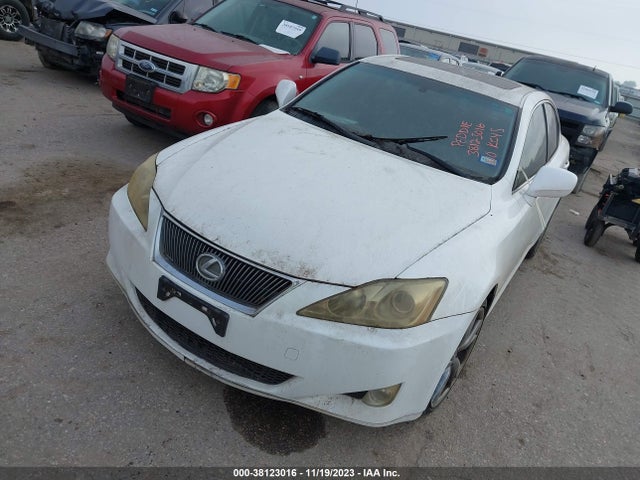 2008 LEXUS IS 250 VIN: JTHBK262785057610