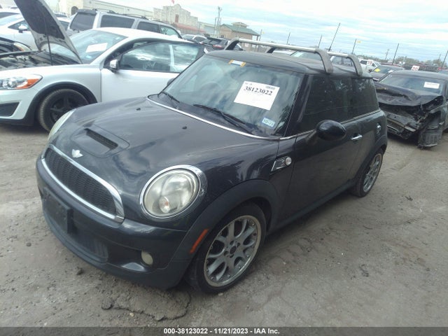 2008 MINI COOPER S WMWMF73598TT91785 Photo 1
