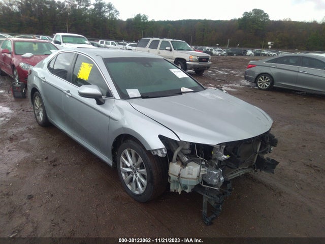 Toyota CAMRY LE 2018 JTNB11HK2J3027908 главное изображение