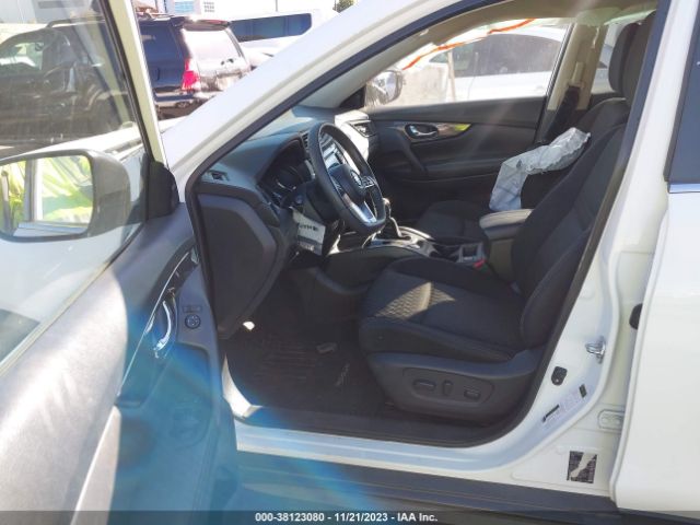 KNMAT2MV6LP536363 Nissan Rogue Sv Intelligent Awd