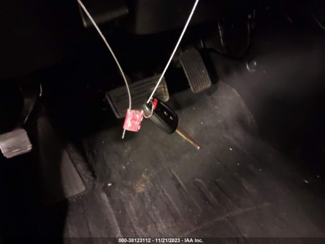 5J6RM4H33EL018705 Honda CR-V LX
