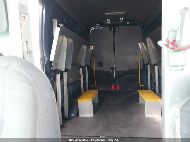 Ford Transit-250 2019 1FTYR3XM8KKB29131 Image 8