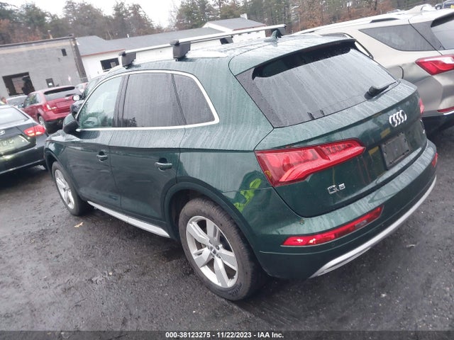 WA1BNAFY9K2057070 Audi Q5 45 Premium