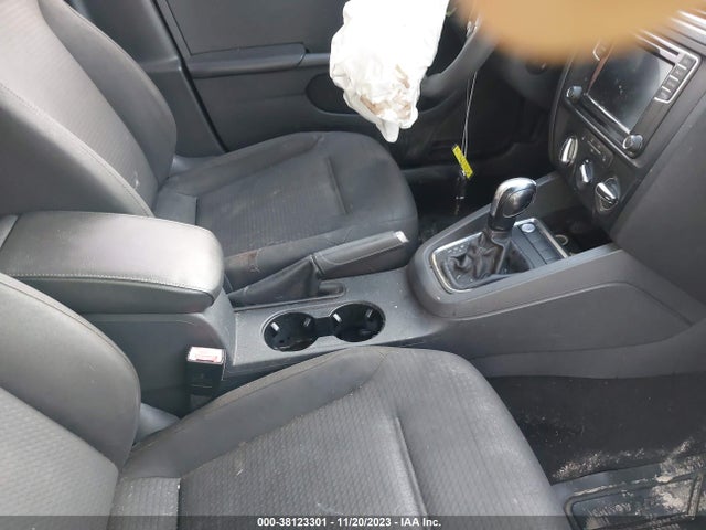3VWD67AJ3GM357953 Volkswagen Jetta Sedan 1.4t Se