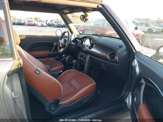 2007 MINI COOPER WMWRF33527TG16872 Photo 4