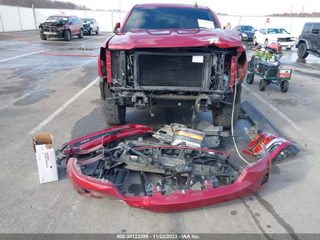 Chevrolet Silverado 1500 2lt 2018 3GCUKREC4JG562175 Image 12