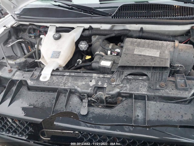 Chevrolet Express 2500 Work Van 2015 1GCWGGFF7F1104630 Image 10