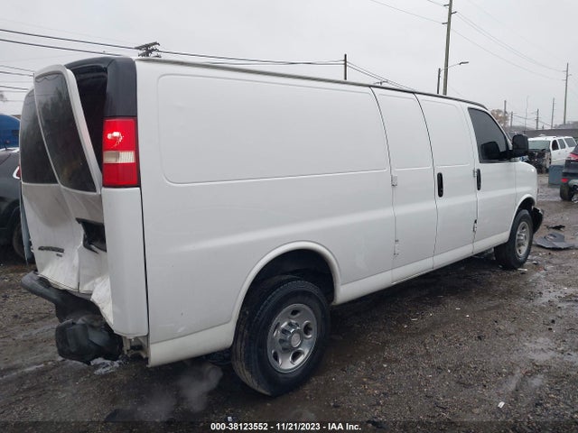 Chevrolet Express 2500 Work Van 2015 1GCWGGFF7F1104630 Image 4
