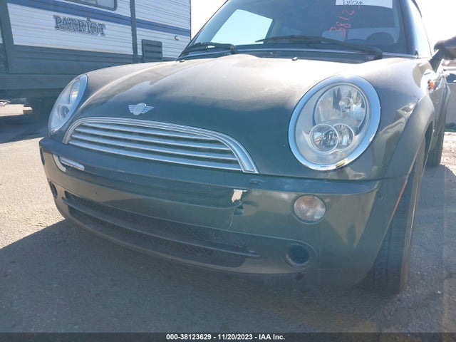 2006 MINI COOPER WMWRC33586TJ74295 Photo 5