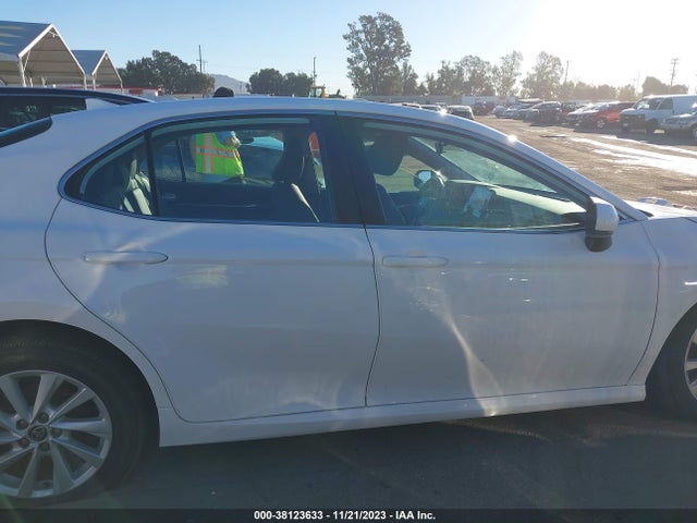 Toyota CAMRY LE 2022 4T1C11AK0NU070531 Image 14