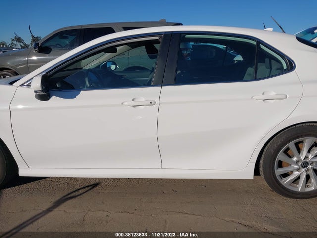 Toyota CAMRY LE 2022 4T1C11AK0NU070531 Image 15