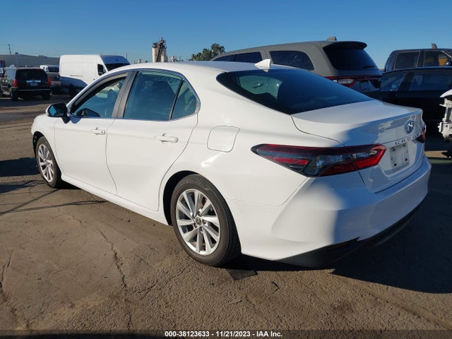 Toyota CAMRY LE 2022 4T1C11AK0NU070531 Image 3