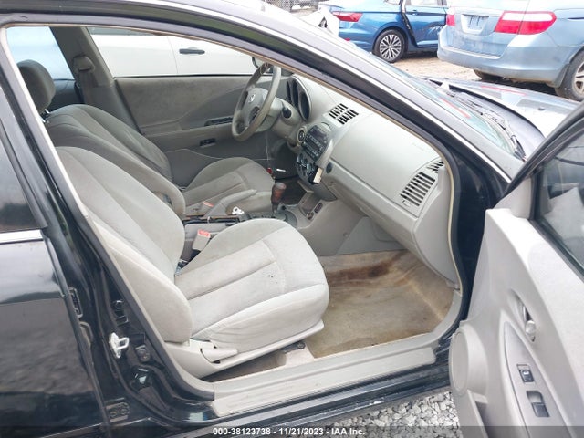 2002 NISSAN ALTIMA S VIN: 1N4AL11D02C715404