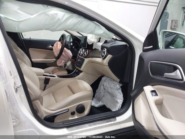 WDCTG4GB6GJ250039 Mercedes-Benz GLA 250