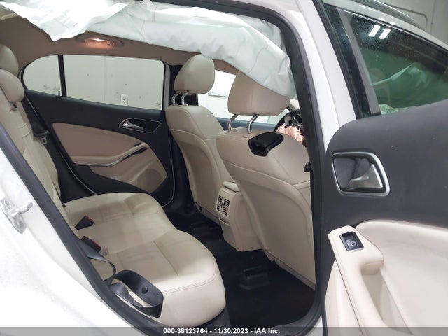 WDCTG4GB6GJ250039 Mercedes-Benz GLA 250