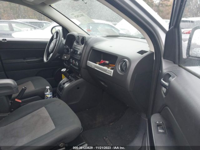 1C4NJCBA9FD129835 Jeep Compass Sport