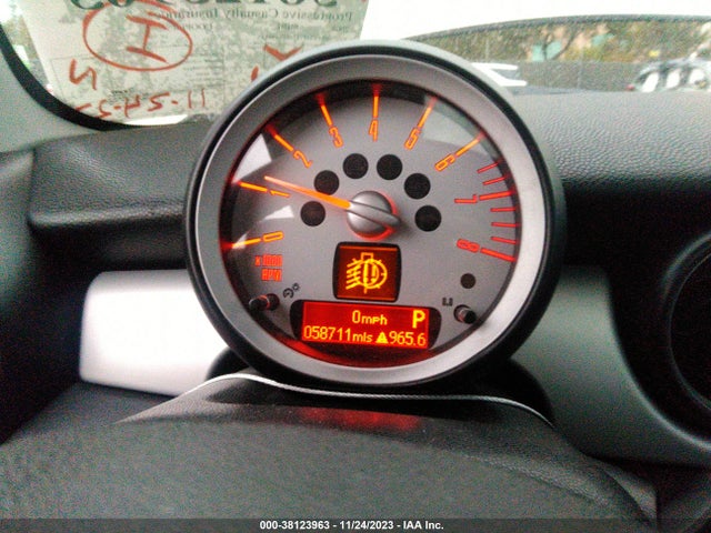 2008 MINI COOPER WMWMF33548TT68083 Photo 6