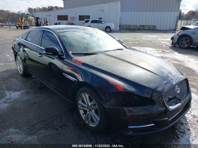 2011 JAGUAR XJ SAJWA2GB3BLV13109 Photo 0