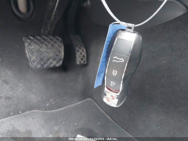 2021 PORSCHE MACAN WP1AA2A53MLB01544 Photo 10