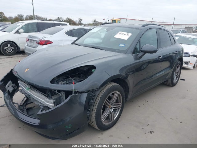 2021 PORSCHE MACAN WP1AA2A53MLB01544 Photo 1