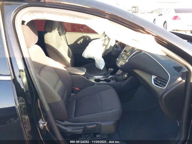 Chevrolet MALIBU LT 2019 1G1ZD5ST2KF160874 Image 5