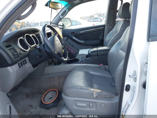 2005 TOYOTA 4RUNNER LIMITED V6 VIN: JTEZU17R750056476